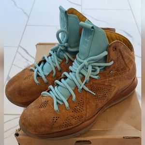 Lebron X EXT QS Hazelnut